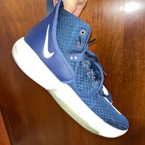 Nike Zoom Rize Basketball Shoes (Men’s 13) – Navy/White